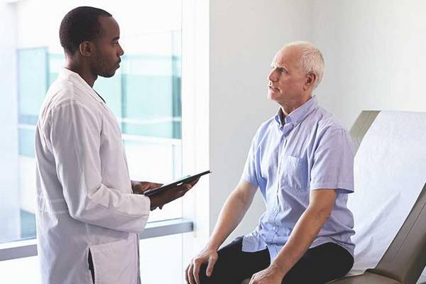 40岁以后的精子产生。衰老如何影响精子数量和男性生育能力。